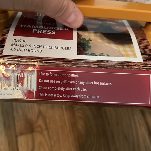 NWT Hamburger Press Make Perfect Formed 0.5" Thick 4.5" Round Midwest Grill - Picture 3 of 6